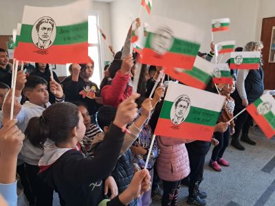 трети март - ОУ Христо Ботев - Мокрен